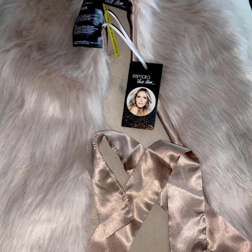 BOGO- Fur Shawl